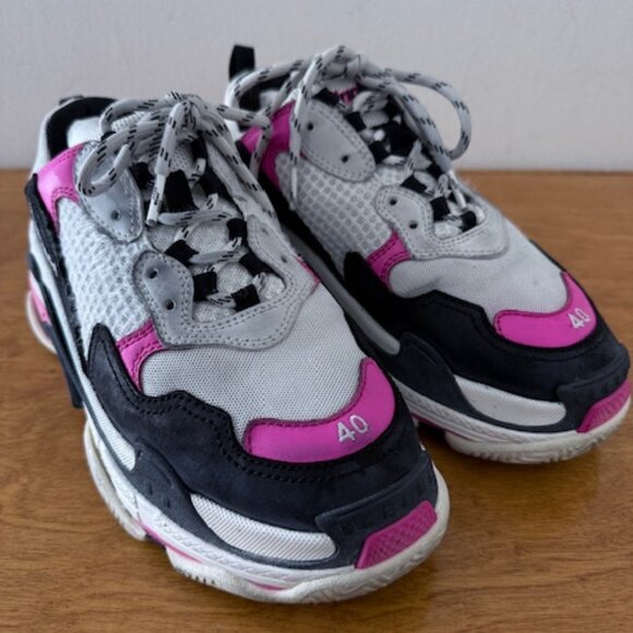 Balenciaga Triple S Pink/Black Sneakers - Women's 10 EU 40 - Picture 1 of 11